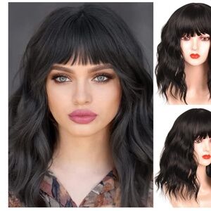 NEW 14” Quality Black Wavy Bob Wig with Bangs Women Shoulder Length Halloween